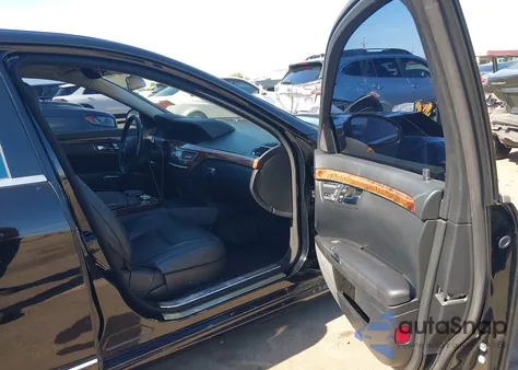 2007 Mercedes-Benz S-Class 5.5L V8 z USA, uszkodzony, nr VIN WDDNG71X67A075978